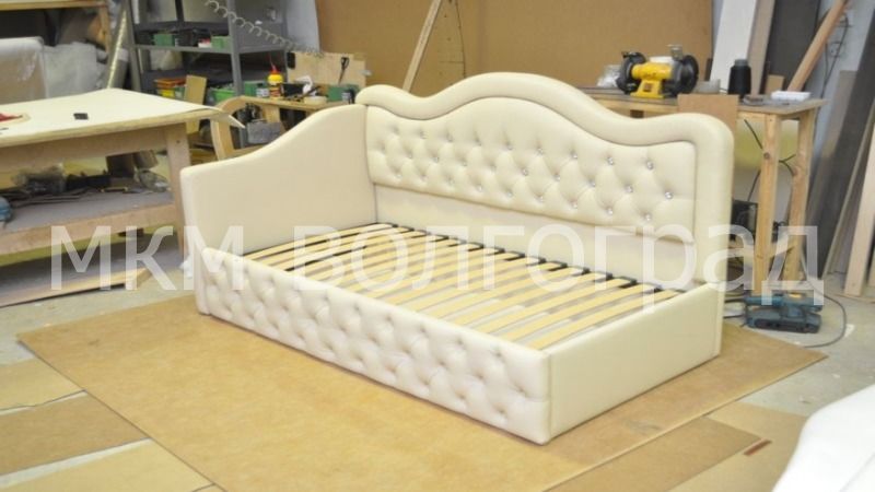 кровати прямые -диван- кровать